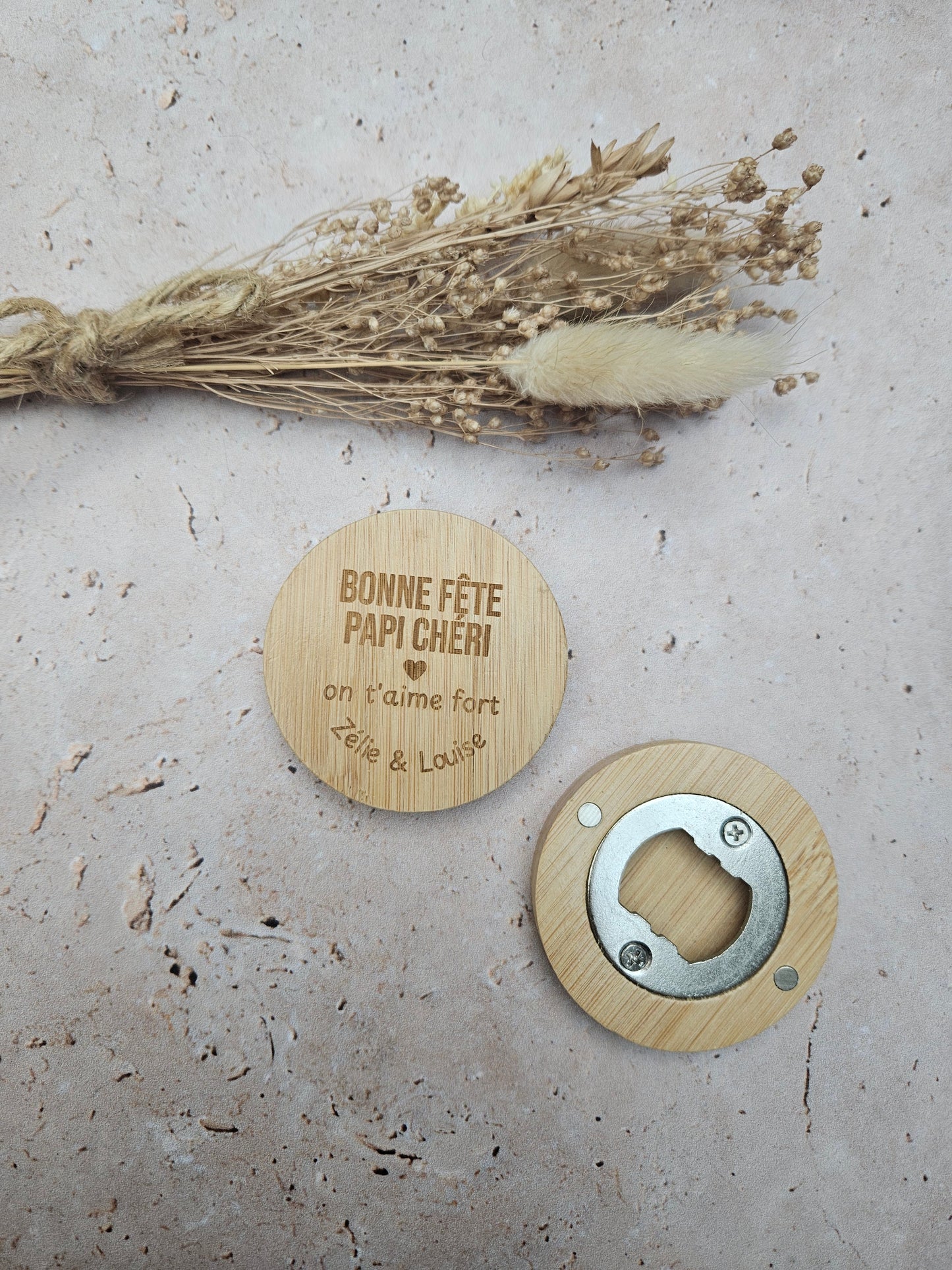 Décapsuleur magnet rond bois personnalisé - cadeau homme papy papa