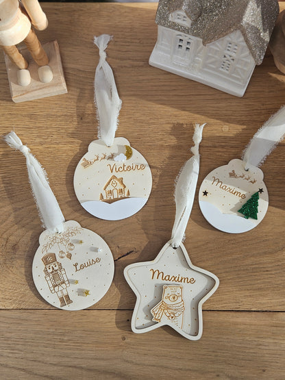 Boule de Noël personnalisée | étoile et ours