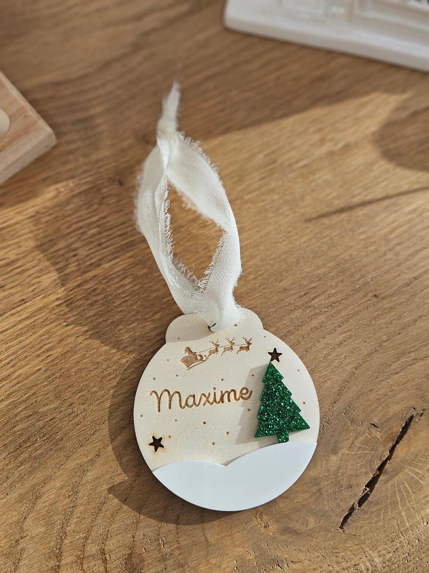 Boule de Noël personnalisée | Ronde neige et sapin