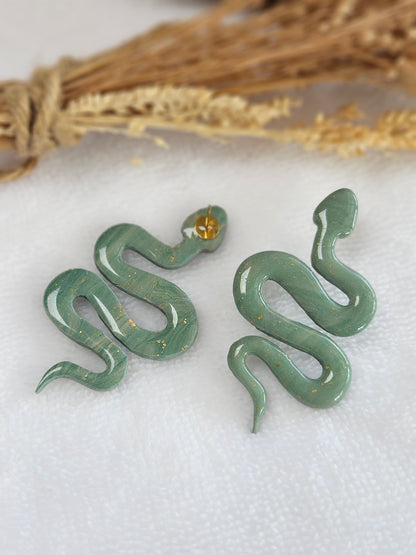 Boucles d'oreilles  - SNAKE - SERPENT - VERT NACRÉ VERT ET OR