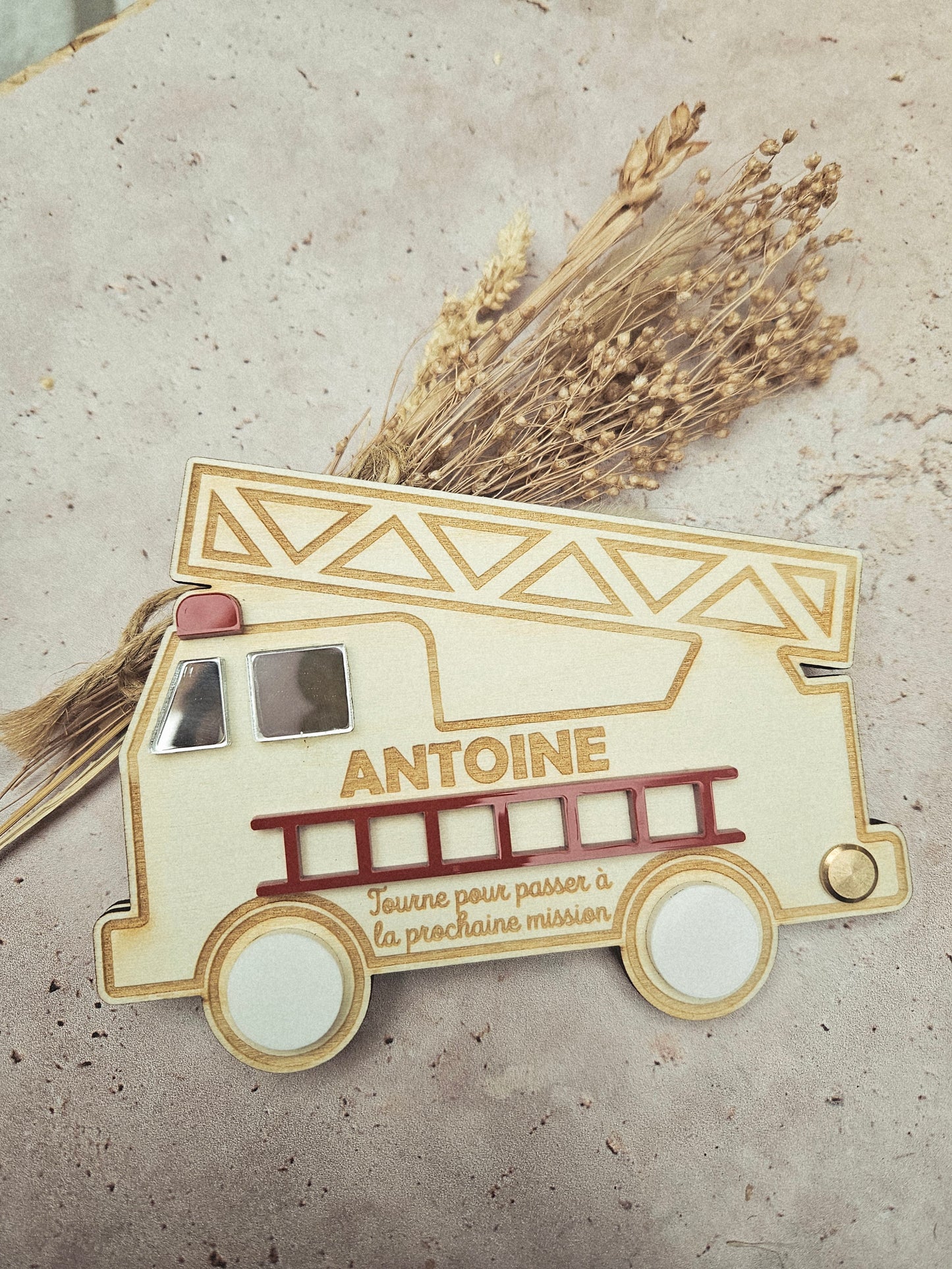 Demande / Annonce surprise personnalisée -  CAMION POMPIER