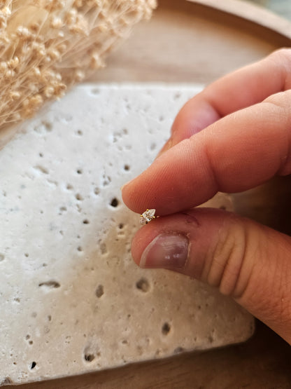 Bijou d'oreilles  - pour TRAGUS - ZIRCONE CUBIQUE