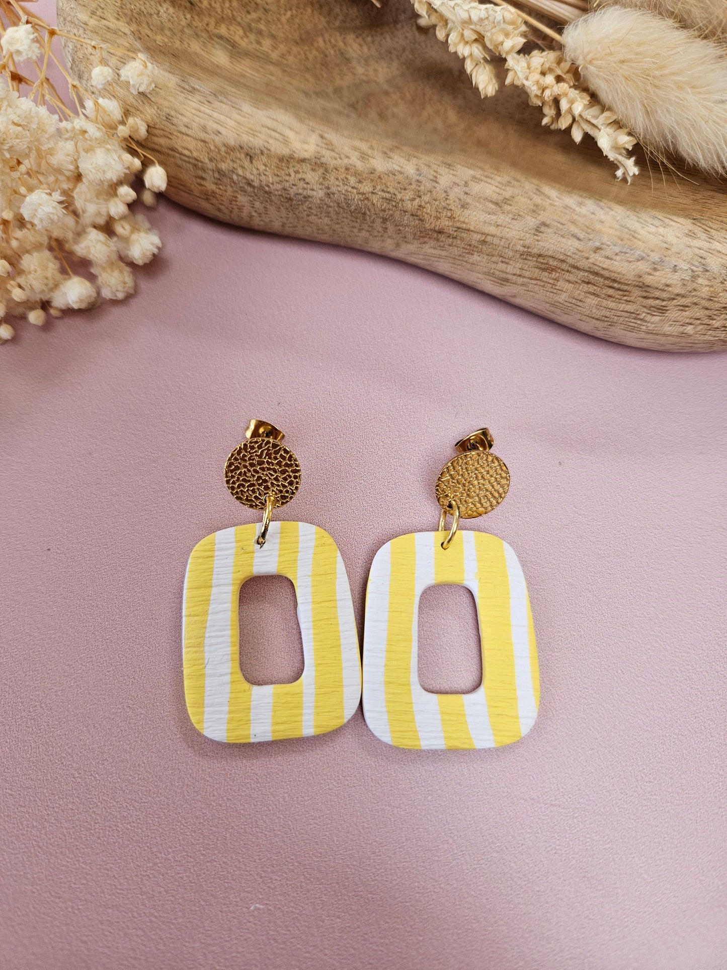 Boucles oreilles - CLAUDINE - RAYE JAUNE ET BLANC
