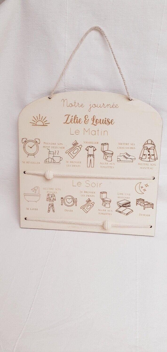 Tableau des routines pour enfant personnalisé avec prénom / a suspendre ou pour Frigo / Bois