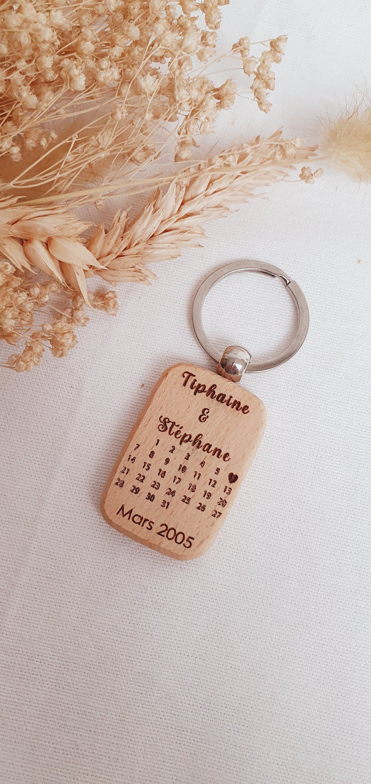 Porte clé date / cadeau couple / rencontre / mariage / amour / femme homme / saint valentin