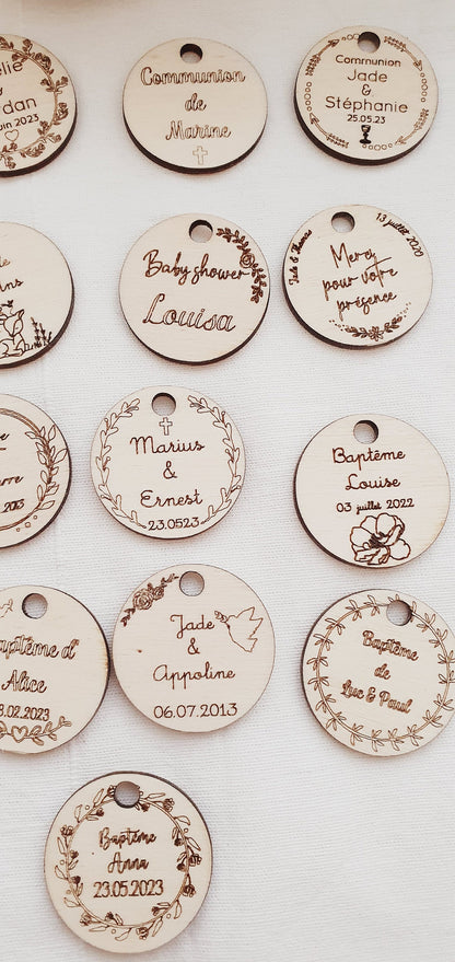 Etiquette personnalisée EN BOIS  | ronde | Mariage baptême baby shower anniversaire pacs communion / Marque place invité