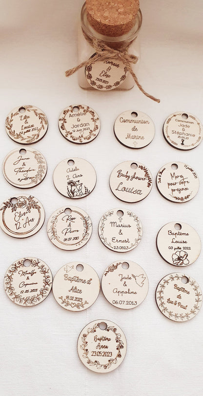 Etiquette personnalisée EN BOIS  | ronde | Mariage baptême baby shower anniversaire pacs communion / Marque place invité