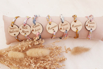 Bracelet personnalisé / liberty / fête des mères / mamie / nounou cadeau femme atsem avs / mère fille matchy