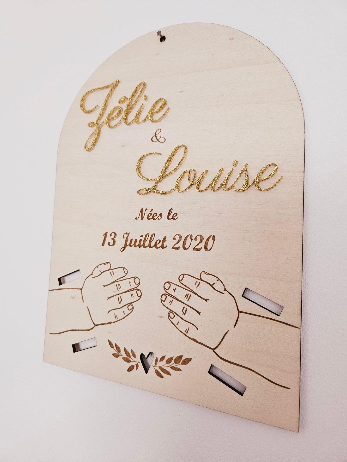 Plaque de naissance pour bracelet | cadeau de naissance | carte bienvenue bébé | naissance | plaque bois | personnalisé jumeaux jumelles