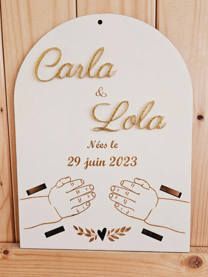 Plaque de naissance pour bracelet | cadeau de naissance | carte bienvenue bébé | naissance | plaque bois | personnalisé jumeaux jumelles