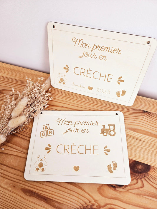 Pancarte rentrée à la crèche / nounou / premier jour chez nounou / premier jour de crèche / bébé / enfant personnalisé assistante maternelle