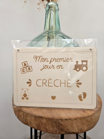 Pancarte rentrée à la crèche / nounou / premier jour chez nounou / premier jour de crèche / bébé / enfant personnalisé assistante maternelle