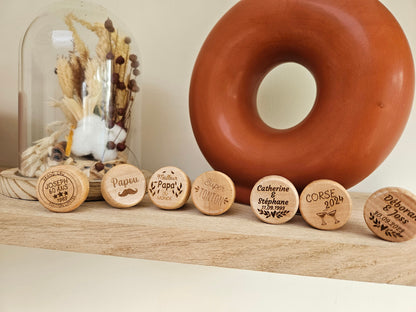 Bouchon de bouteille personnalisé / cadeau invité / cadeau homme / mariage / marque place / baptême / anniversaire / souvenir personnalisé