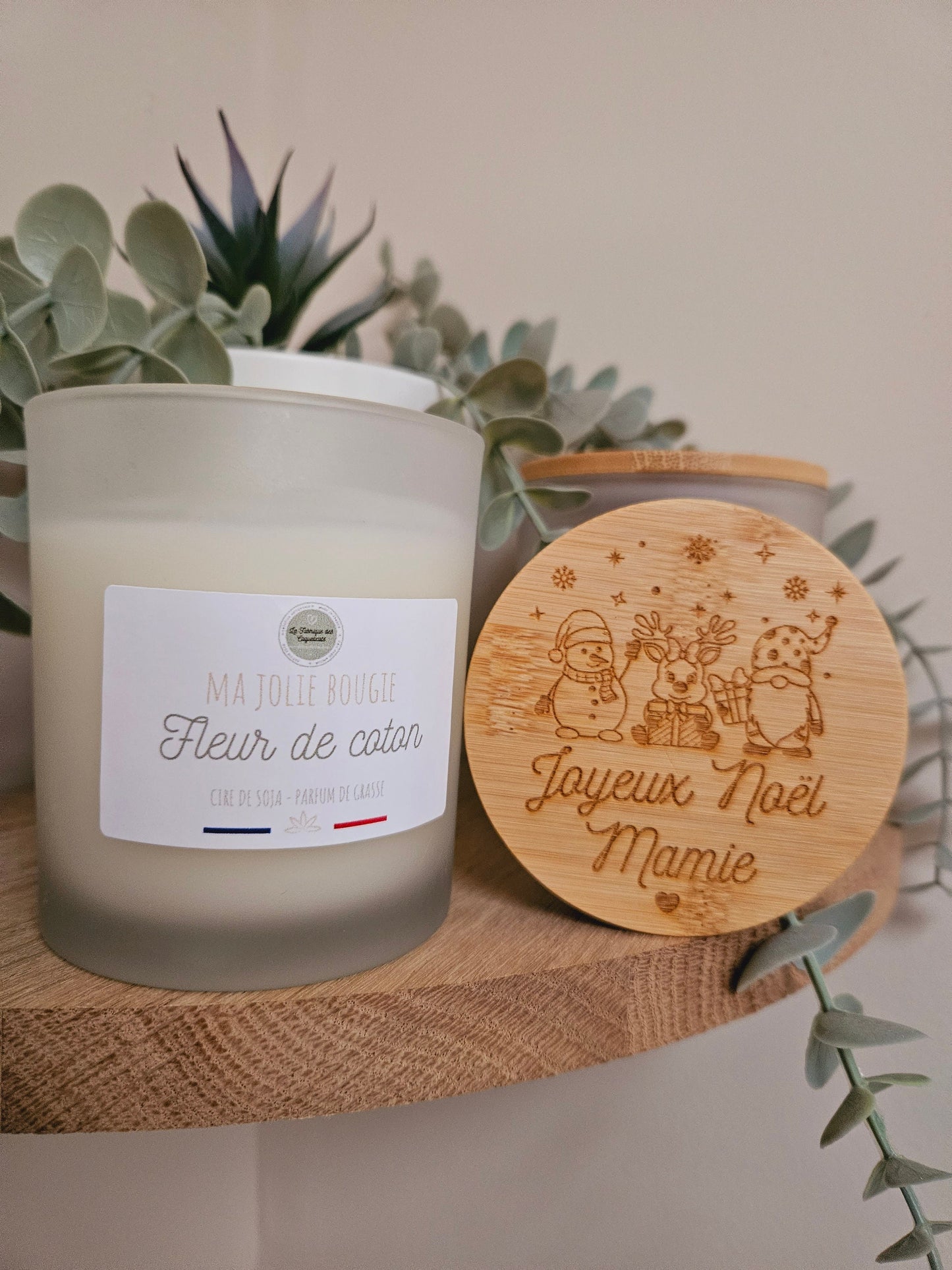 Bougie personnaliséE - couvercle bois - gravure - personnalisé - maitresse mamie nounou maman cadeau femme