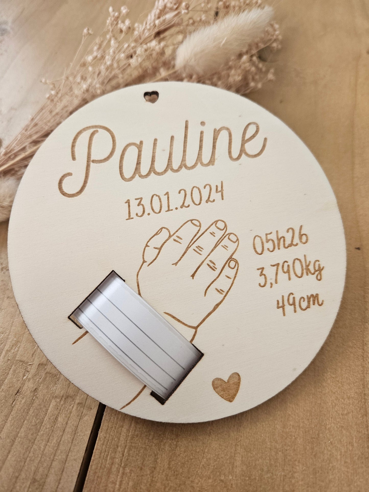 Plaque de naissance pour bracelet | cadeau de naissance | carte bienvenue bébé | naissance | plaque bois | personnalisé / main enfant