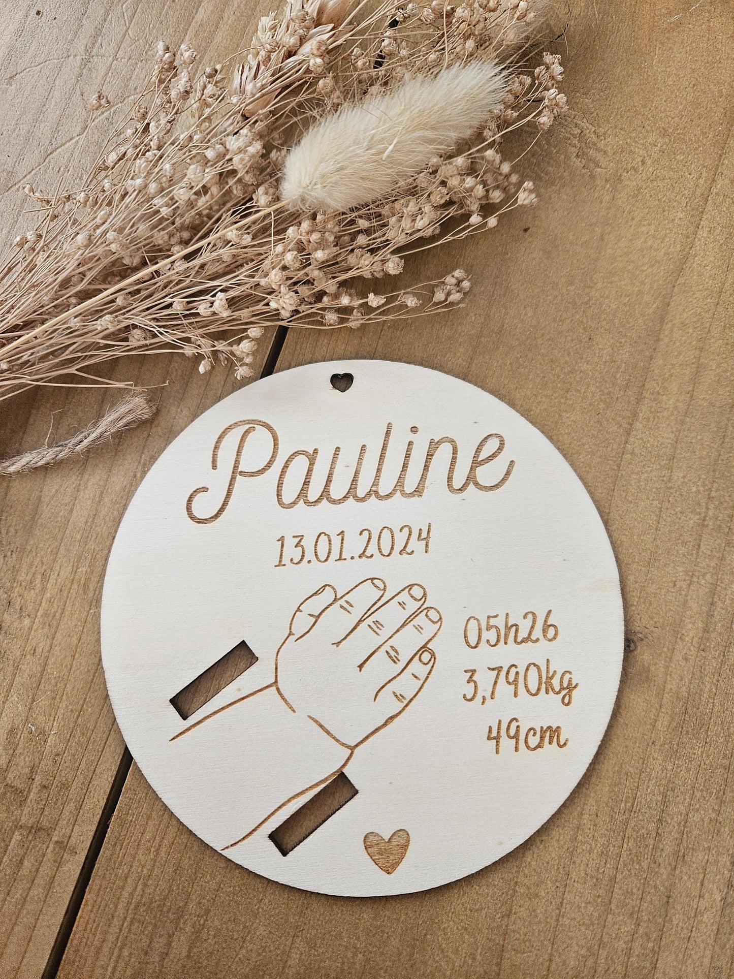 Plaque de naissance pour bracelet | cadeau de naissance | carte bienvenue bébé | naissance | plaque bois | personnalisé / main enfant