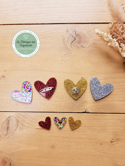 Pin's - carte personnalisée - annonce grossesse fête - mamie- maman - papa - cadeau personnalisé baptême anniversaire -cœur paillète