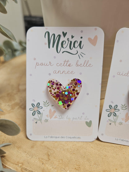 Pin's - carte personnalisée - annonce grossesse fête - mamie- maman - papa - cadeau personnalisé baptême anniversaire -cœur paillète