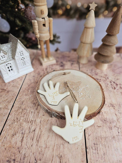 Boule / suspension de Noël Main enfant personnalisé / cadeau personnalisé enfant déco, noel prénom - dessin enfant - souvenir enfant