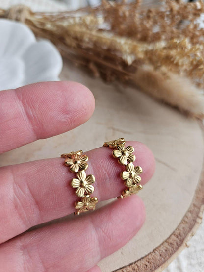 Boucles oreilles DEMI CREOLE fleur doré - boucle oreille puce doré chat / enfant femme en Acier Inoxydable pour femme  Enfant / creole fleur