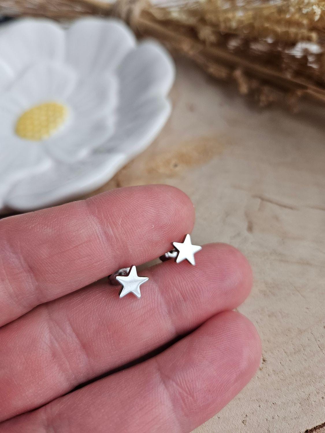 Boucles oreilles ETOILE - boucle oreille puce clou Etoile doré / argenté ou rose gold / enfant femme en Acier Inoxydable pour femme  Enfant