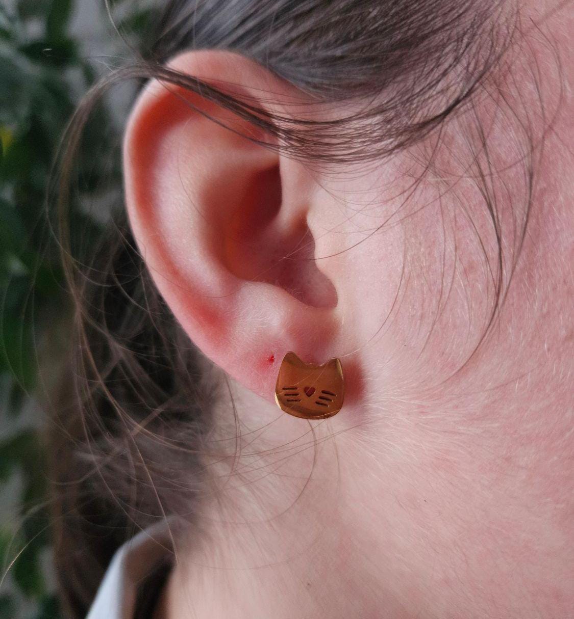 Boucles oreilles PETIT CHATON - boucle oreille puce doré chat / enfant femme en Acier Inoxydable pour femme  Enfant / petit chaton