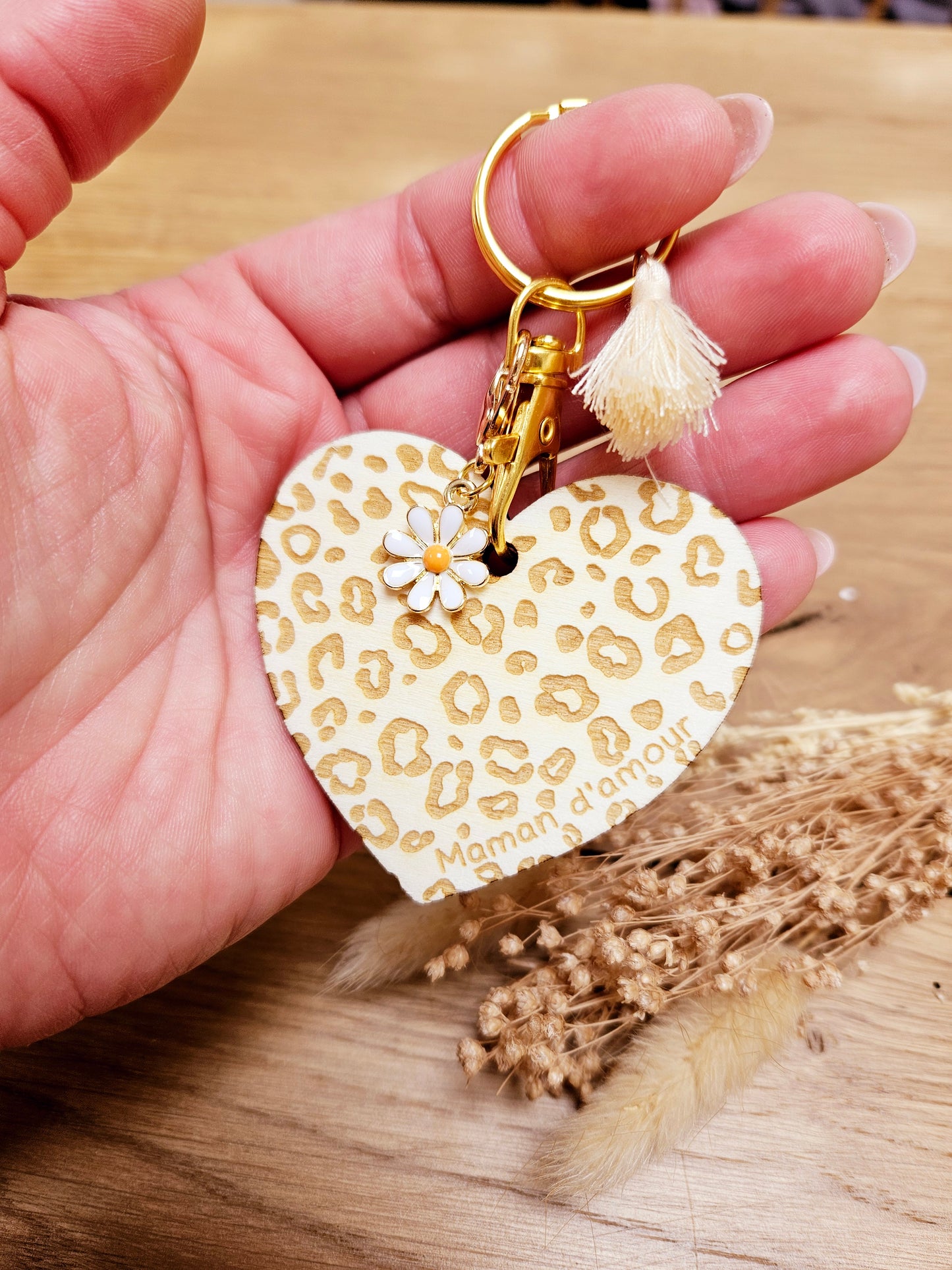 Porte clé bois cœur LEOPARD