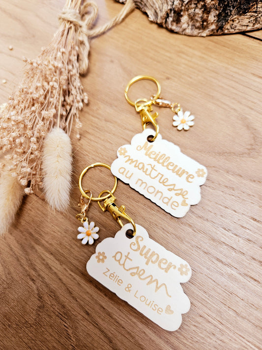 Porte clé marguerite / fin année scolaire personnalisé | cadeau personnalisé |maîtresse - atsem - nounou - maître - maman mamie amie
