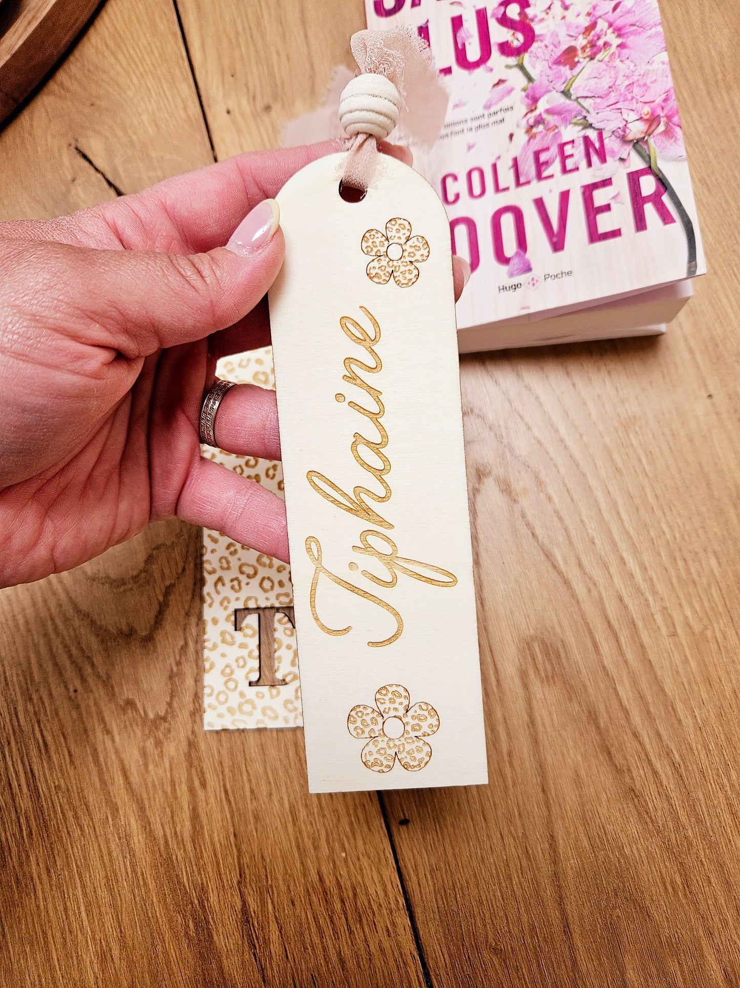 Marque page bois - personnalisé - léopard - initiale