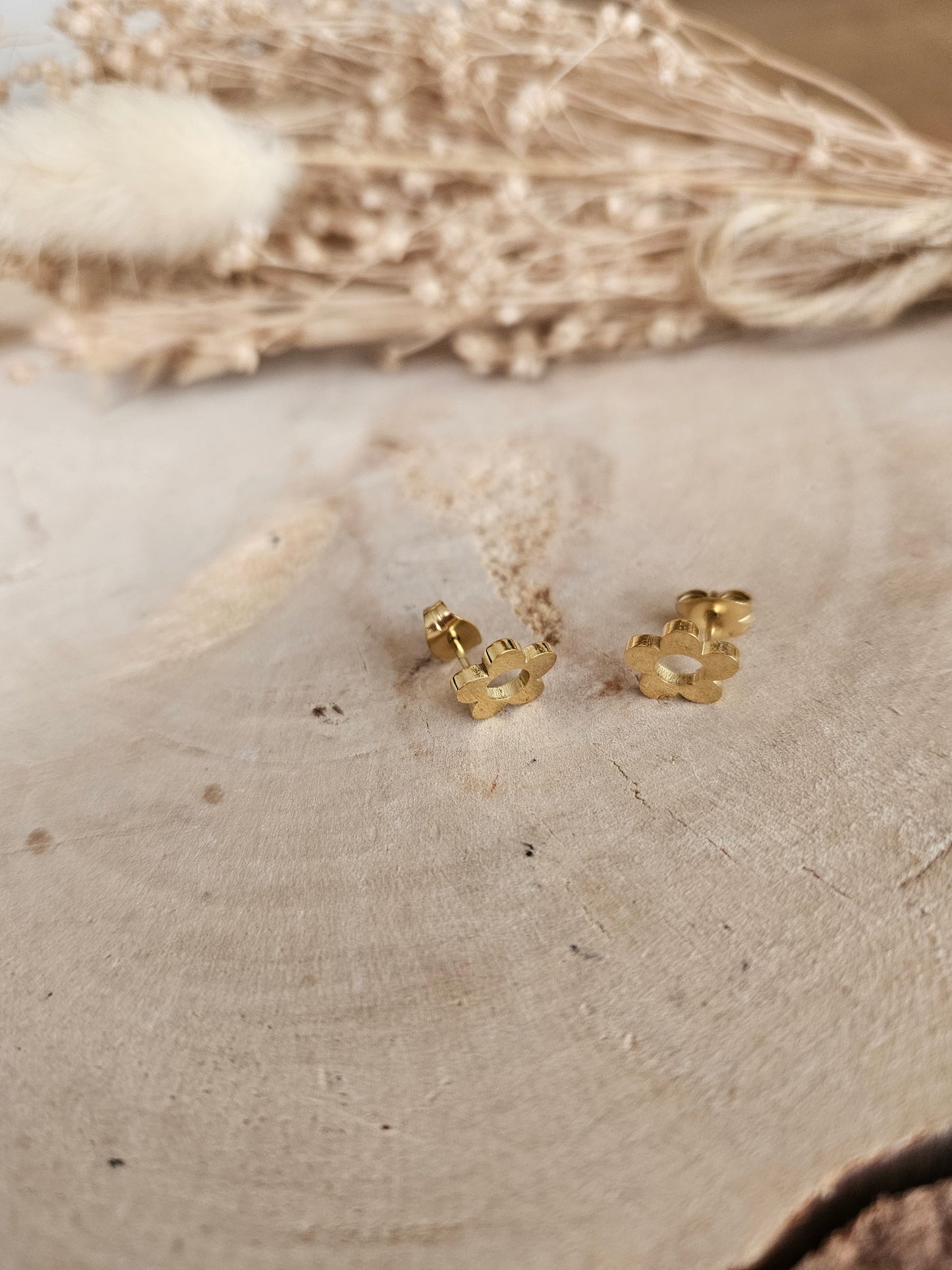 Boucles oreilles PETITE FLEUR - boucle oreille puce doré chat / enfant femme en Acier Inoxydable pour femme  Enfant / petite fleur doré petit prix