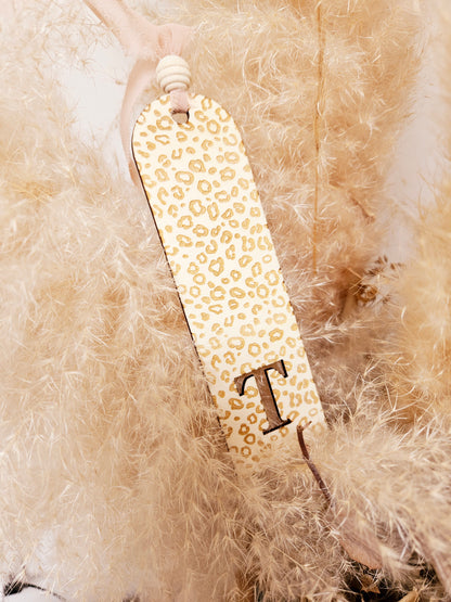 Marque page bois - personnalisé - léopard - initiale