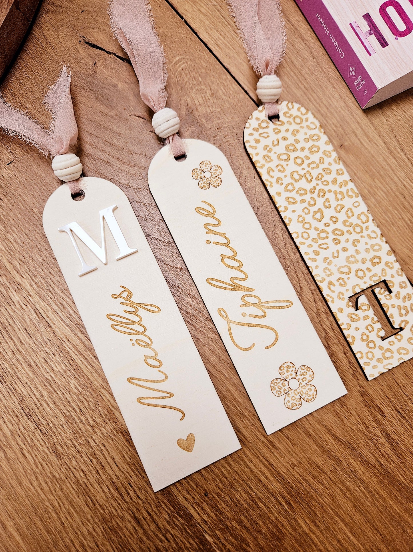 Marque page bois - personnalisé - léopard - initiale