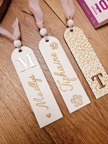 Marque page bois - personnalisé - léopard - initiale