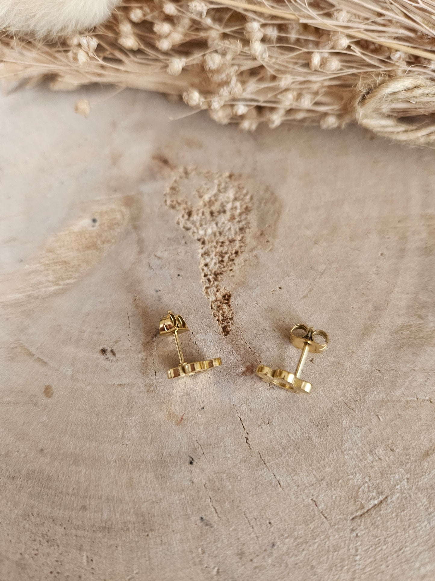 Boucles oreilles PETITE FLEUR - boucle oreille puce doré chat / enfant femme en Acier Inoxydable pour femme  Enfant / petite fleur doré petit prix